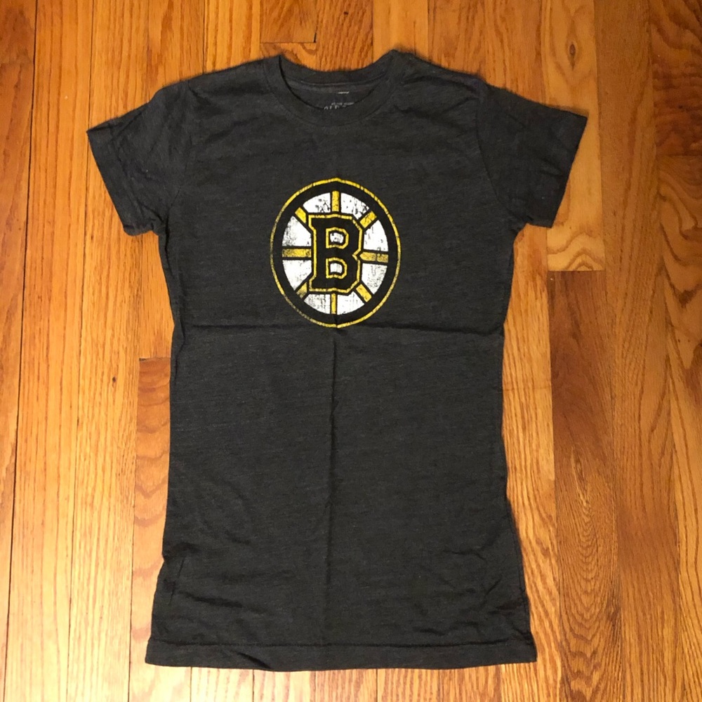Boston Bruins Fitted T-Shirt